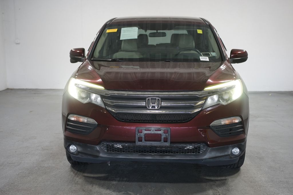 Thumbnail: 2016 Honda Pilot - 2
