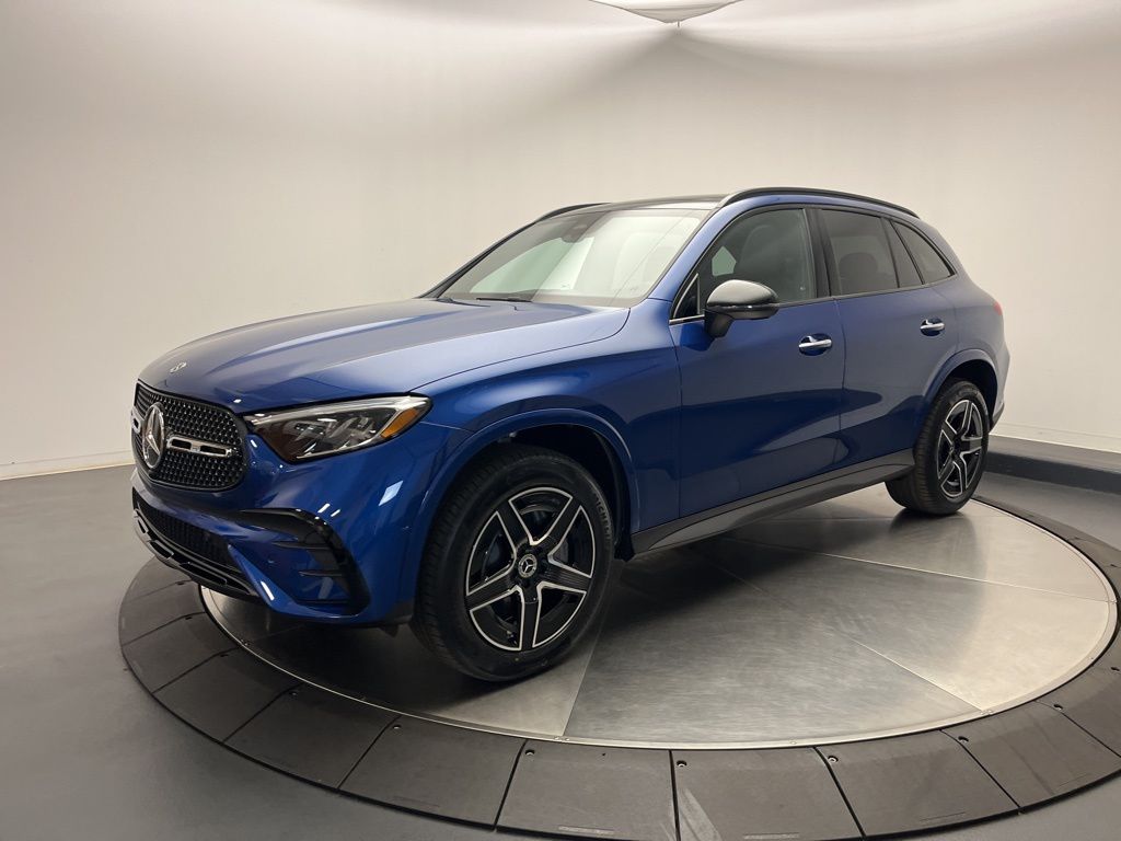 Thumbnail: 2026 Mercedes-Benz GLC - 3