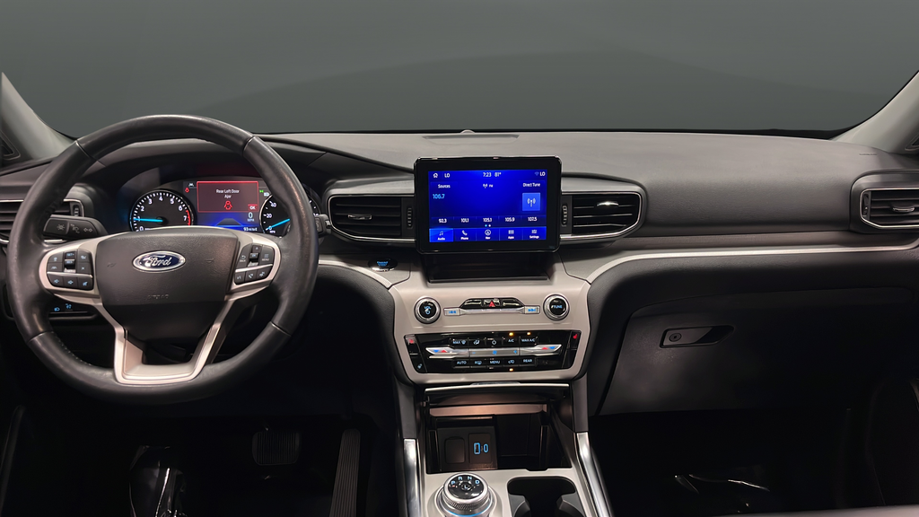 Used 2023 Stone Blue Metallic Ford XLT image 11