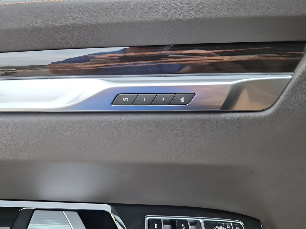 New 2026  Cadillac Luxury image 27