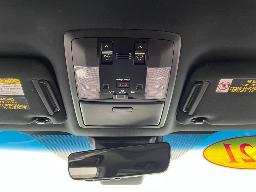 Thumbnail: 2021 Lexus GX - 32