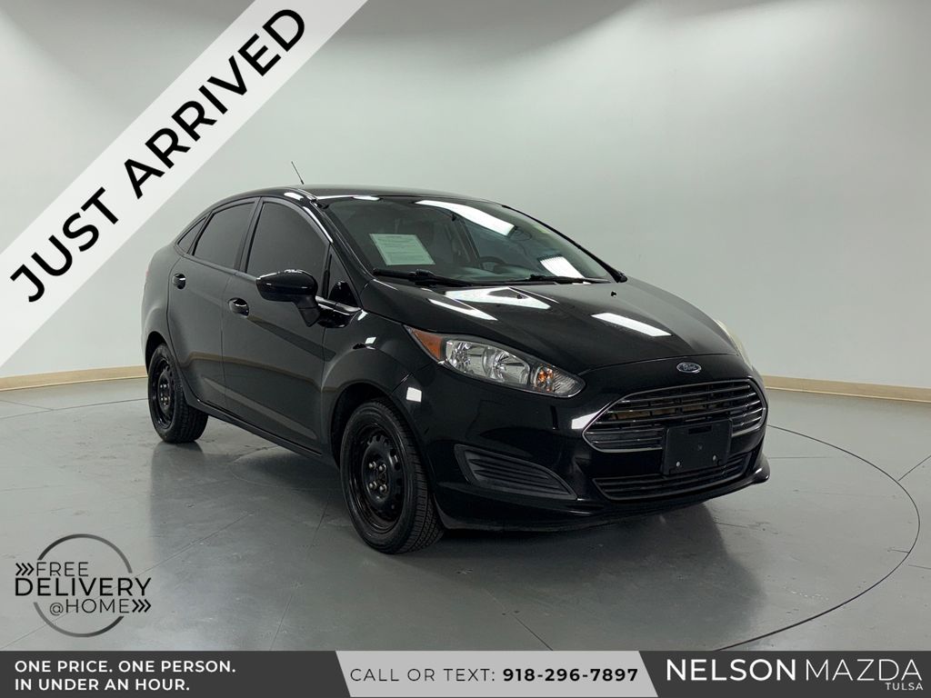 Used 2016 Black Ford S image 4