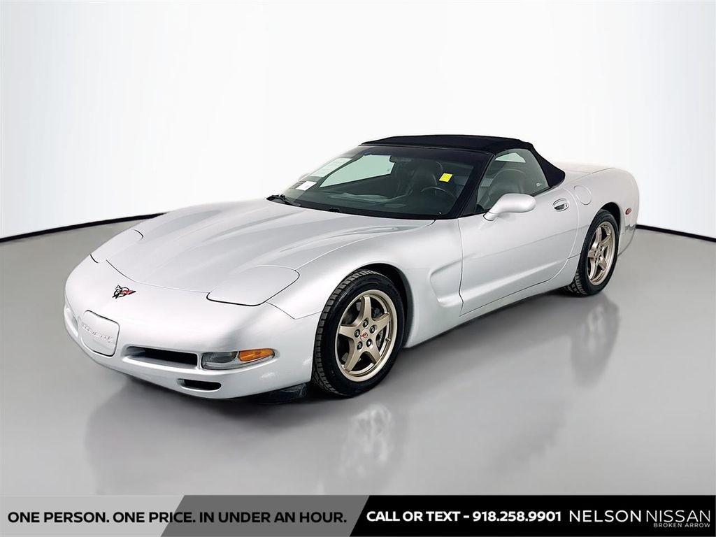 1999 Chevrolet Corvette Convertible RWD