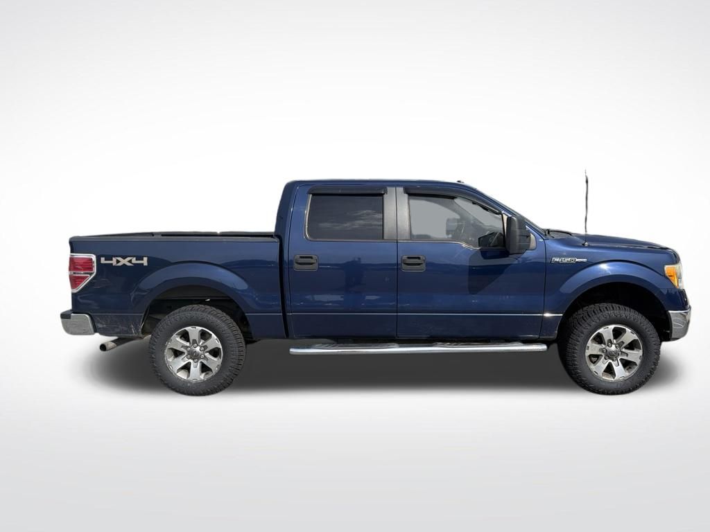 Used 2012 Blue Ford XLT image 5