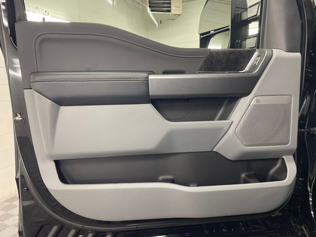 2026 Ford F-250 Super Duty XLT - Photo 18