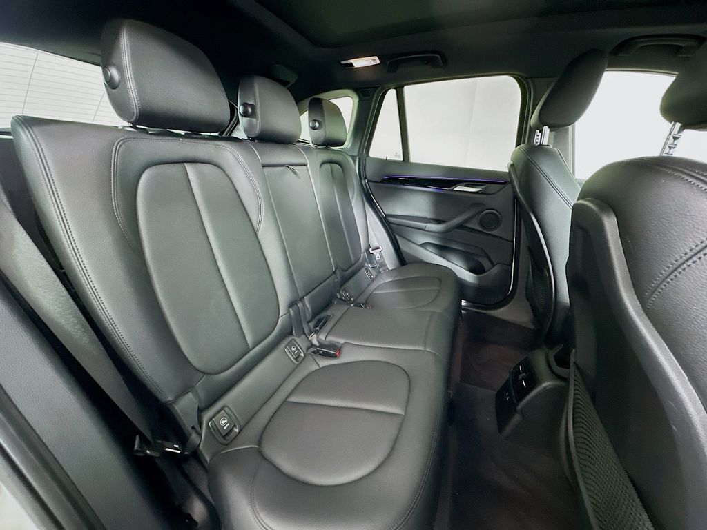 Thumbnail: 2020 BMW X1 - 28