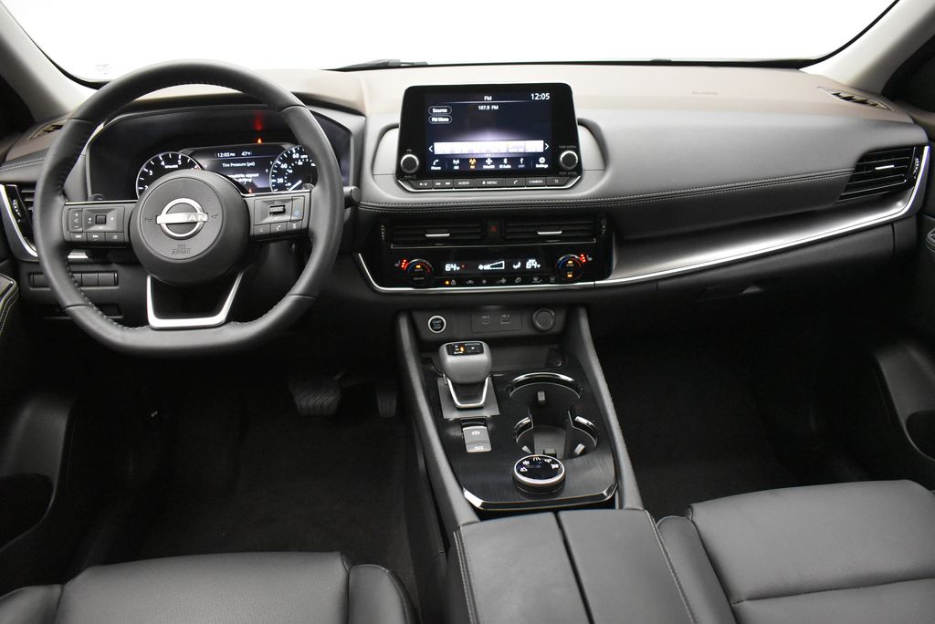 2022 Nissan Rogue SV 26