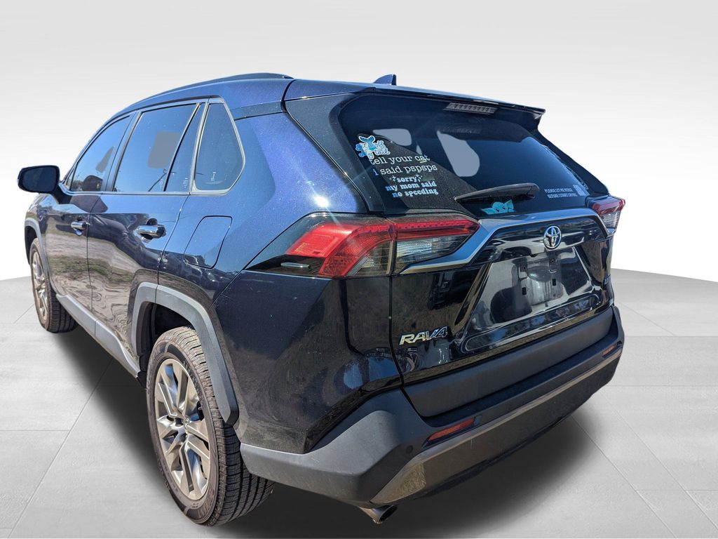 used 2019 Toyota RAV4 car, priced at $19,781