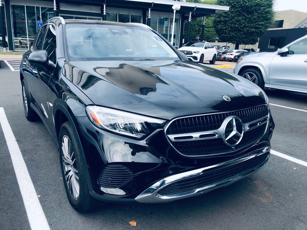 Thumbnail: 2023 Mercedes-Benz GLC - 3