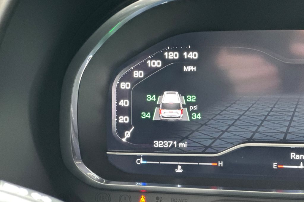 used 2023 GMC Yukon car, priced at $63,951