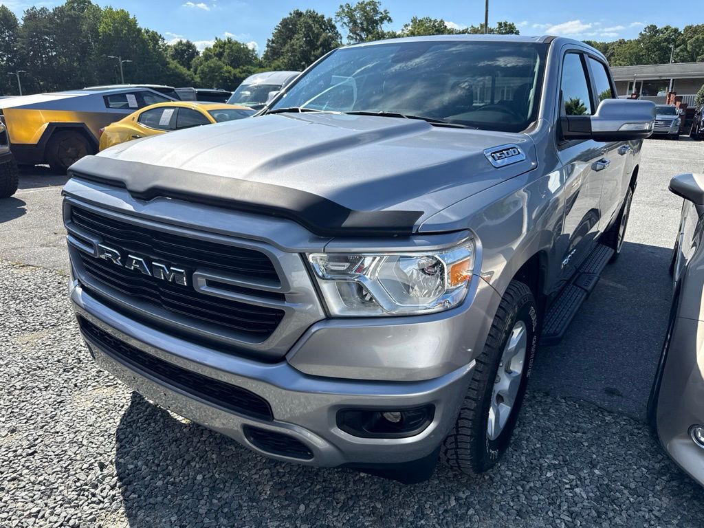 2019 RAM 1500 Big Horn/Lone Star 4x4 Crew Cab 5'7's photo