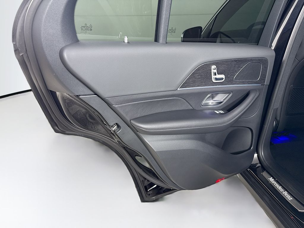 Thumbnail: 2026 Mercedes-Benz GLE - 27