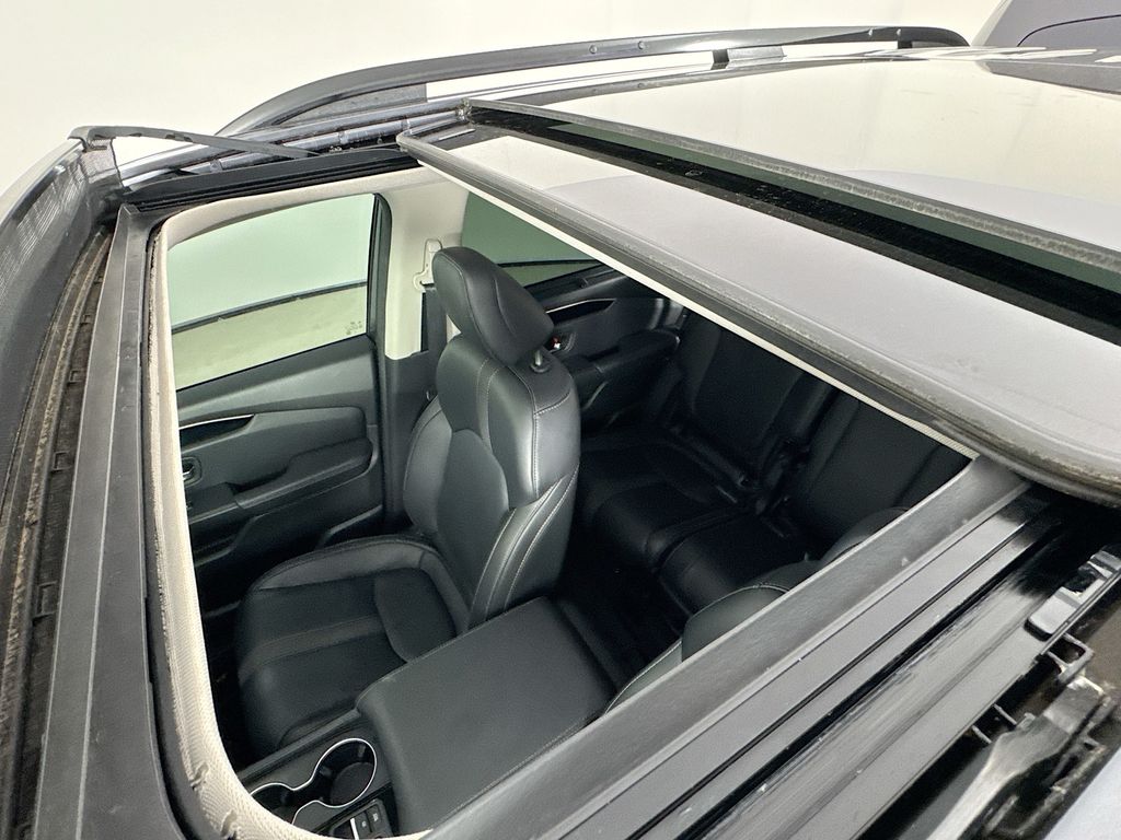 Used Car 2024 Honda Pilot  Touring For Sale Under $50,000 In Austin, Texas