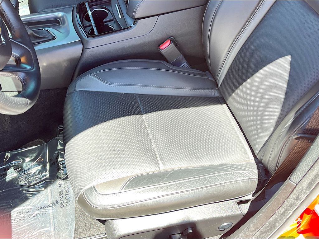 Used 2021 Red Dodge SXT image 19