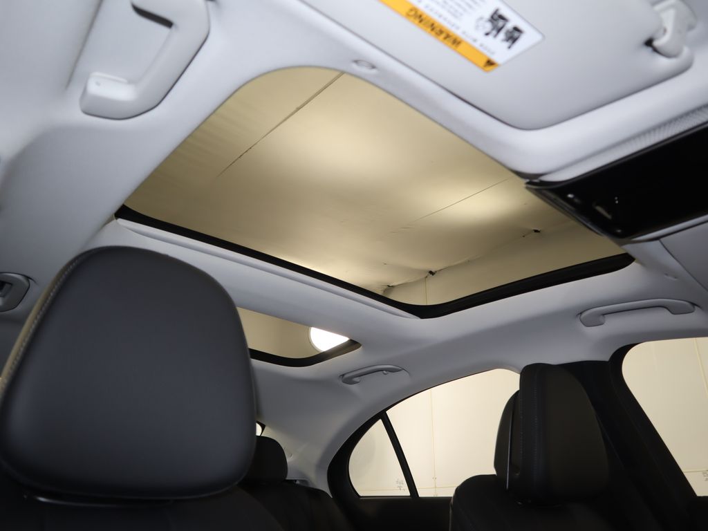 Thumbnail: 2026 Mercedes-Benz E-Class - 20