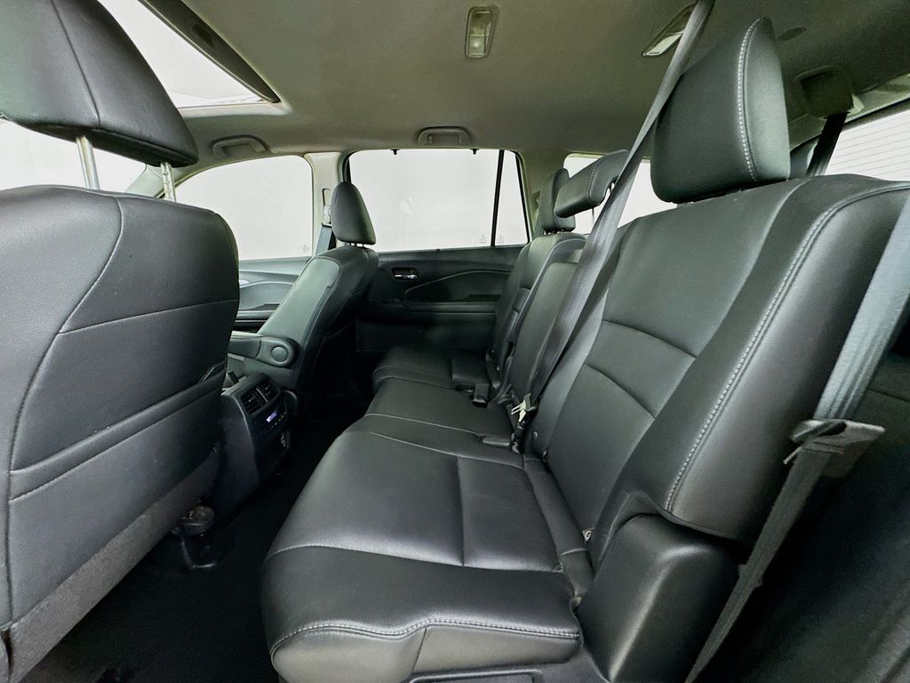 Used Car 2022 Honda Pilot  Special Edition For Sale Under $30,000 In Austin, Texas