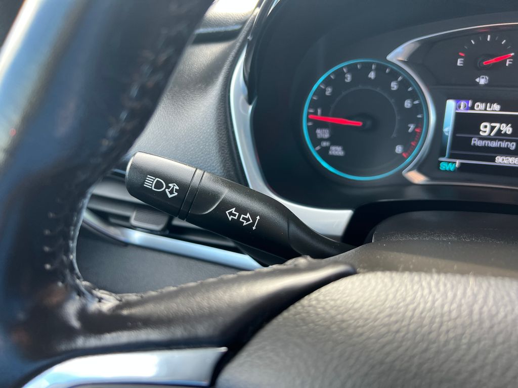 Thumbnail: 2019 Chevrolet Traverse - 20