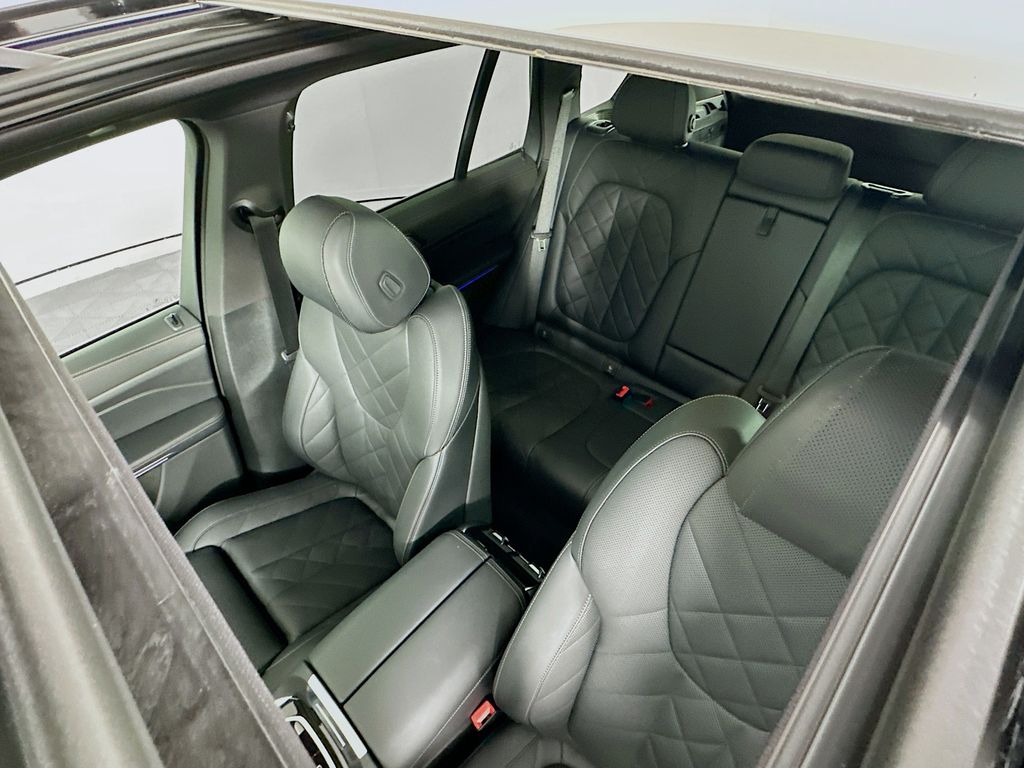 Thumbnail: 2025 BMW X5 - 22