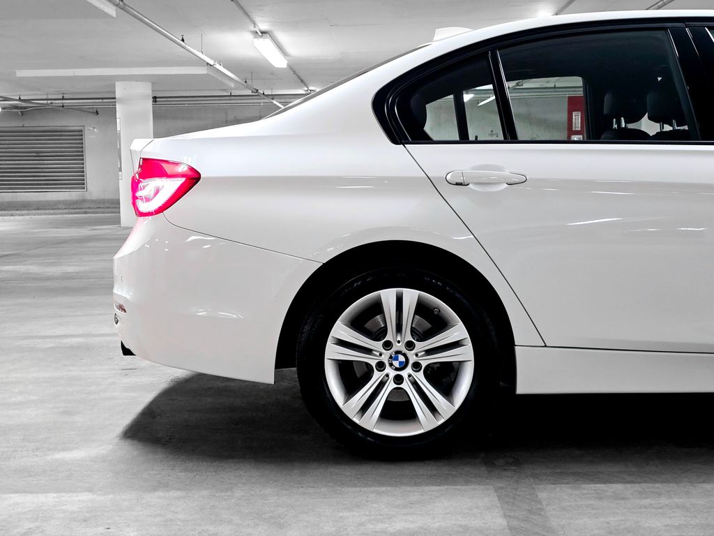 2016 BMW 3 Series 328i 18