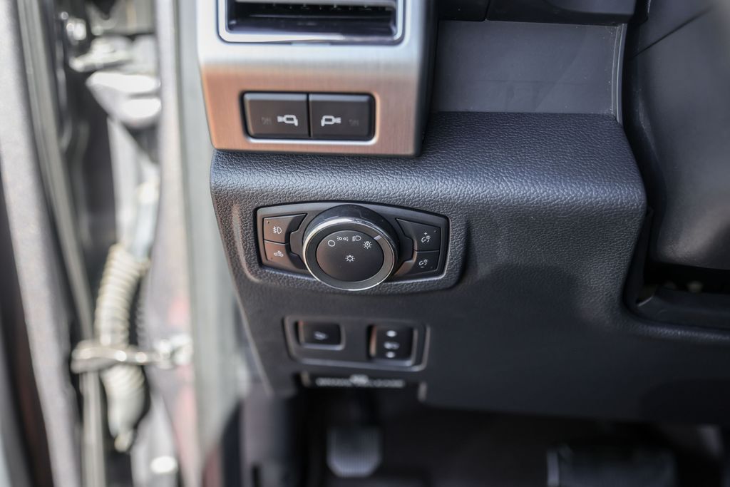 Used Car 2022 Ford F-250sd  Platinum For Sale Under $60,000 In Austin, Texas