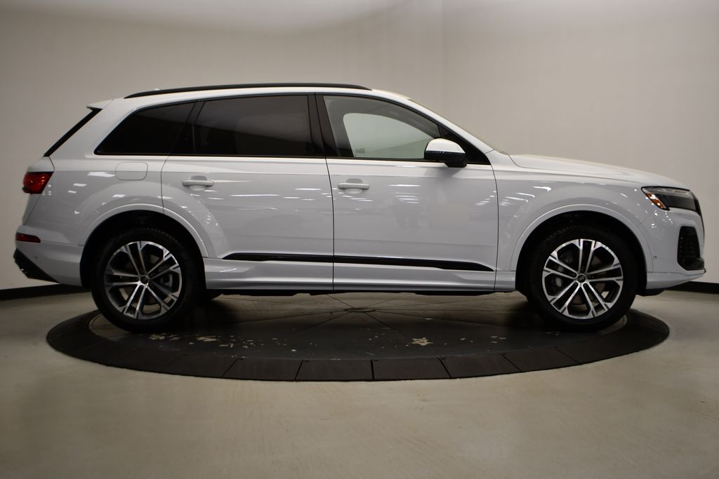 2025 Audi Q7 Premium Plus 6