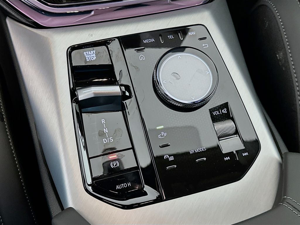 Thumbnail: 2026 BMW X3 - 15