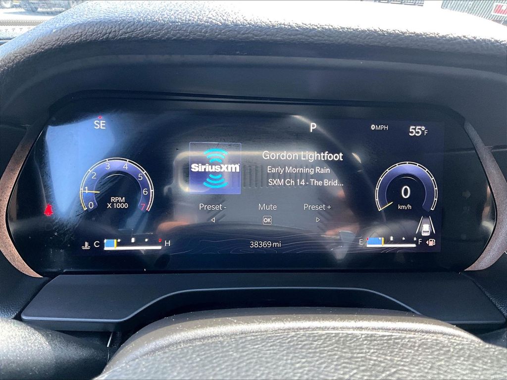 2022 Jeep Grand Cherokee — photo 26