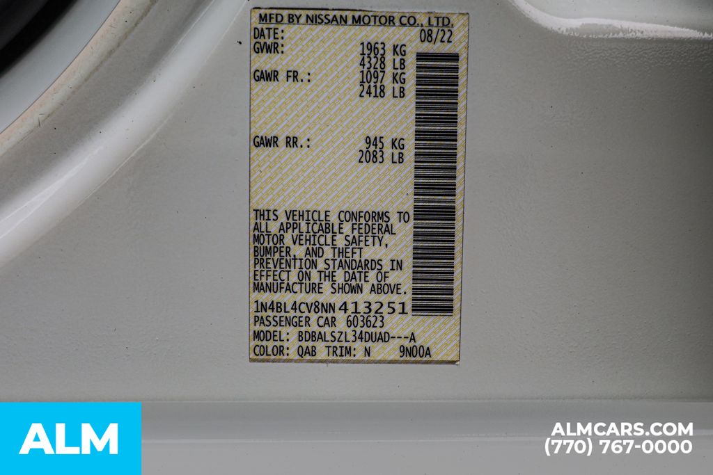 Used 2022 White Nissan 2.5 SR image 54