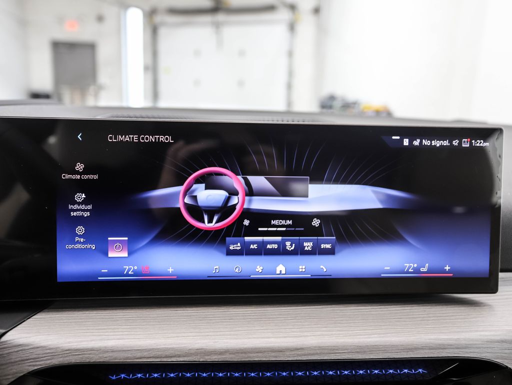 Thumbnail: 2025 BMW i4 - 18