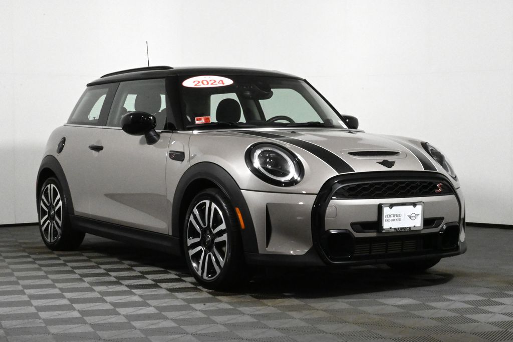 2024 MINI Cooper S 9