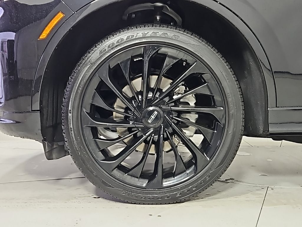 Thumbnail: 2025 Lincoln Aviator - 5