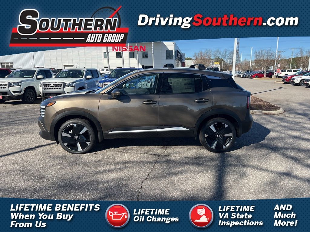 2025 Nissan Kicks SR