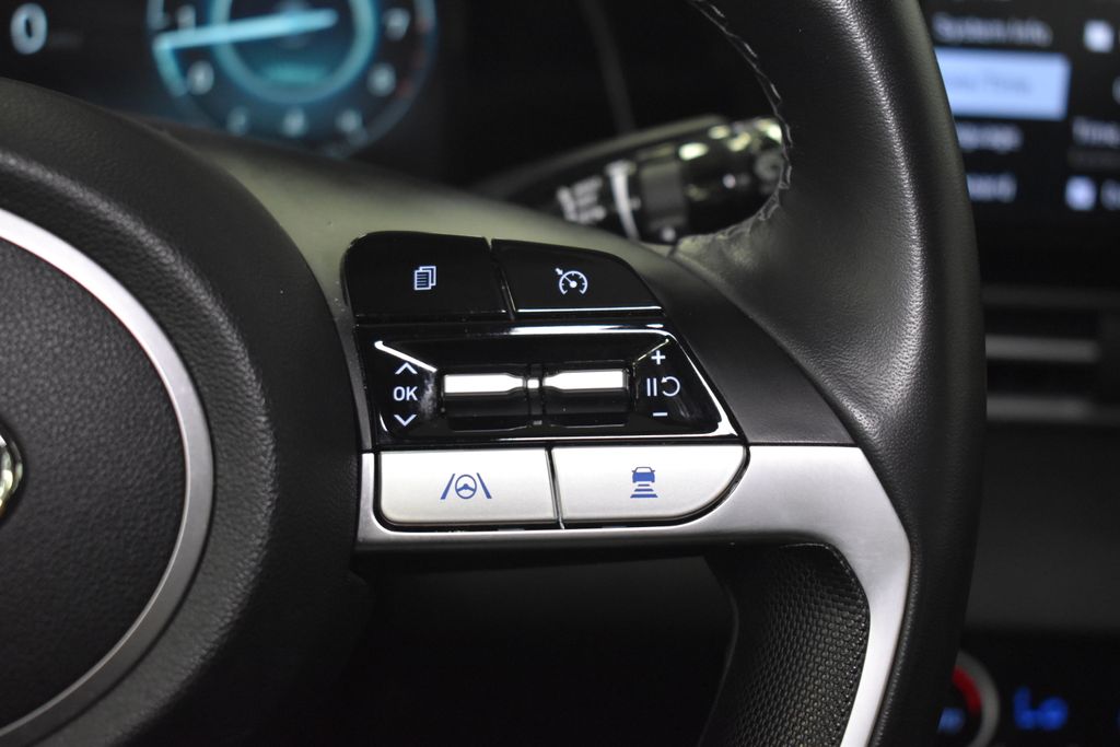 2022 Hyundai Elantra SEL 23