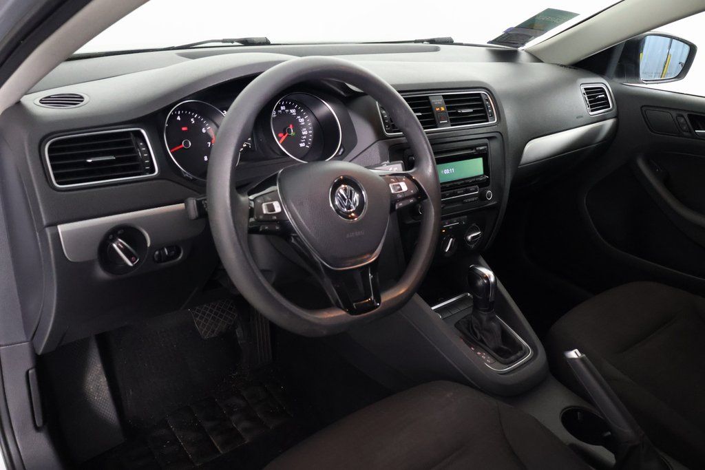 Thumbnail: 2015 Volkswagen Jetta - 7