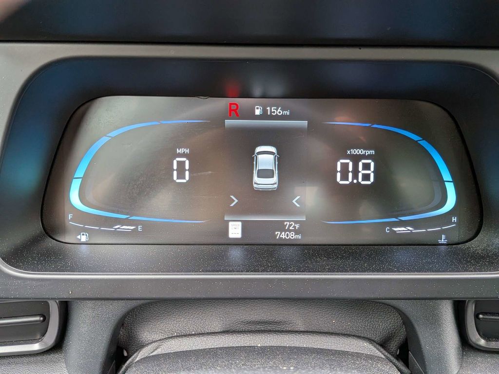 2025 Hyundai Elantra SEL - Photo 27