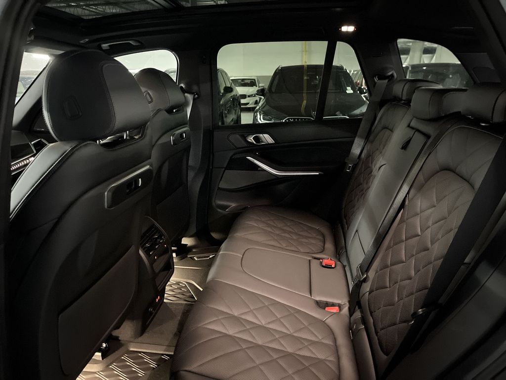 Thumbnail: 2026 BMW X5 - 23