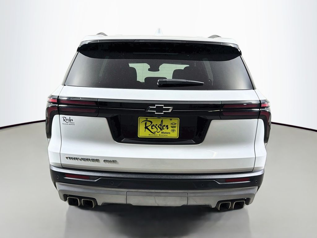Used 2025 Chevrolet Traverse SUV
