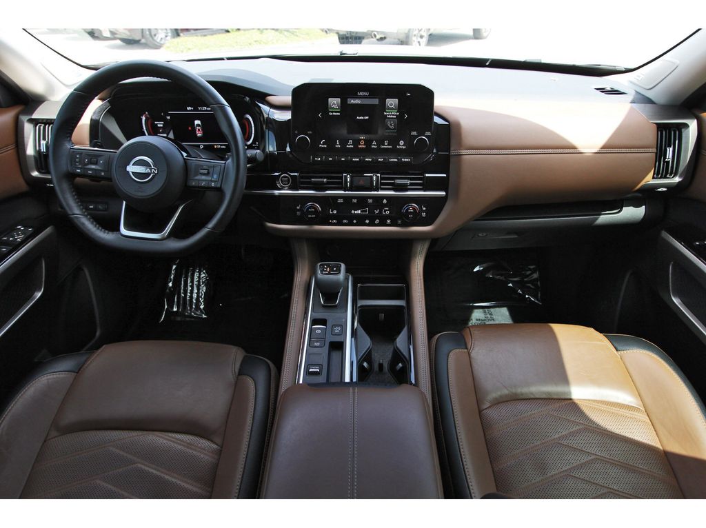 2024 Nissan Pathfinder Platinum Gray at North Houston Mitsubishi