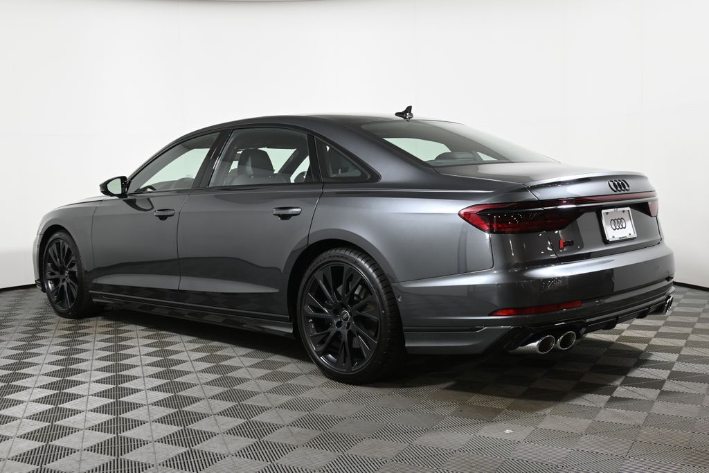 Thumbnail: 2025 Audi S8 - 5