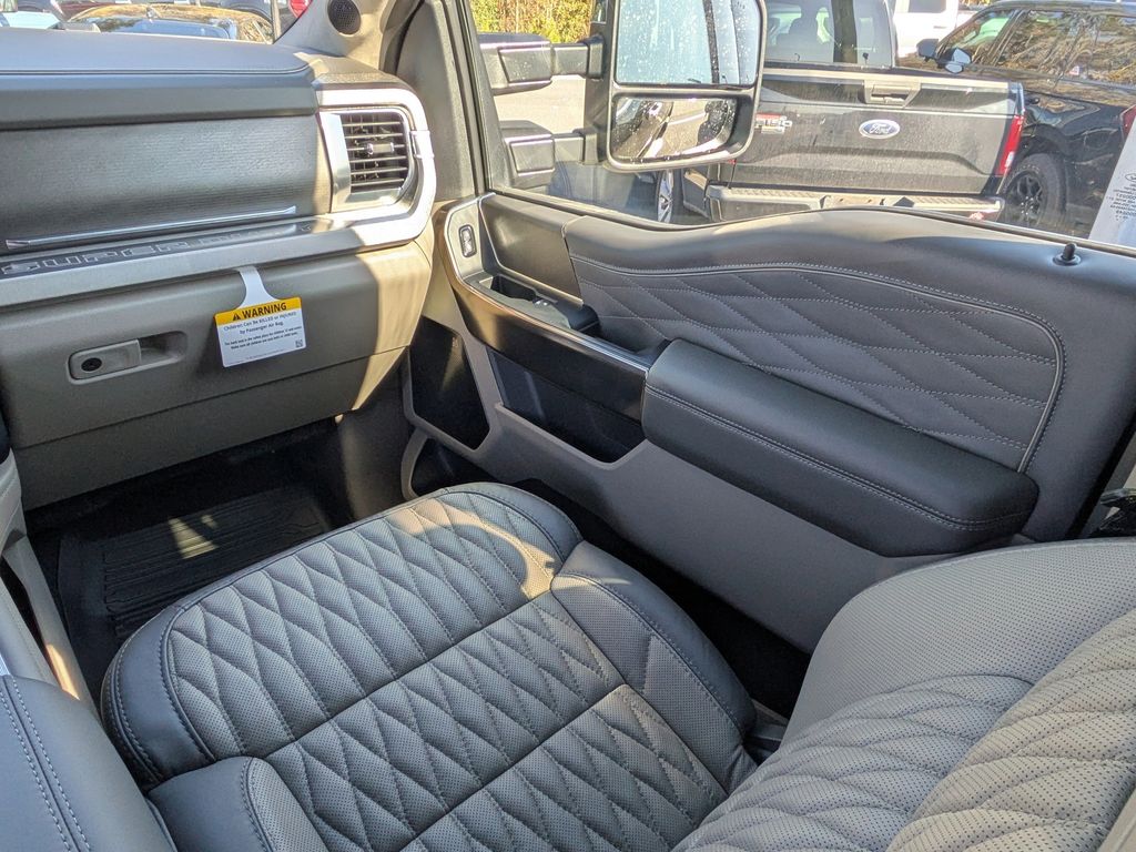 2026 Ford F-350 Platinum