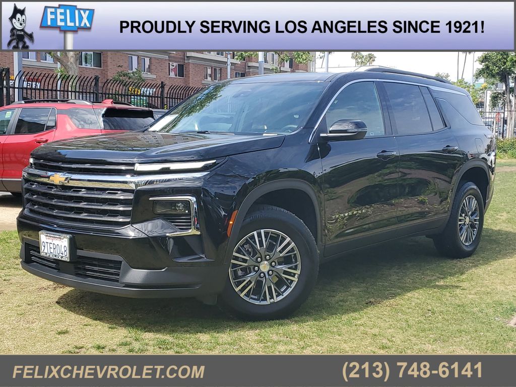Black Metallic 2025 Chevrolet Traverse LT FWD SUV / Crossover Front-Wheel Drive 8-Speed Automatic