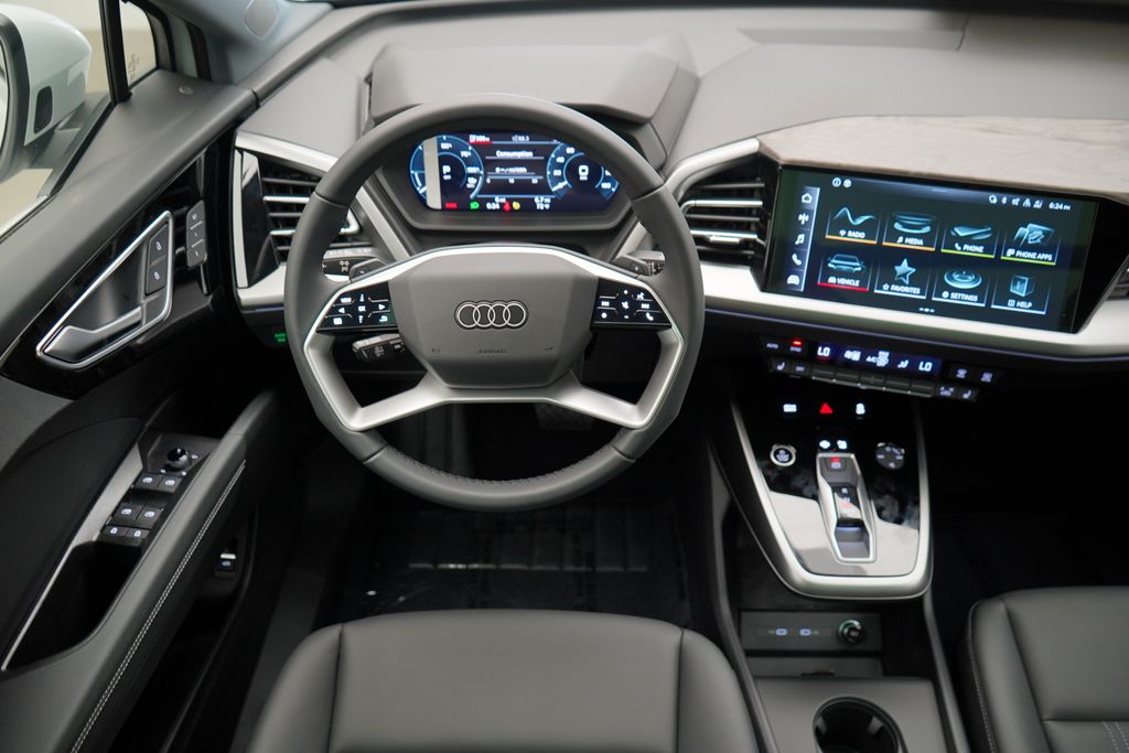 2024 Audi Q4 e-tron  12