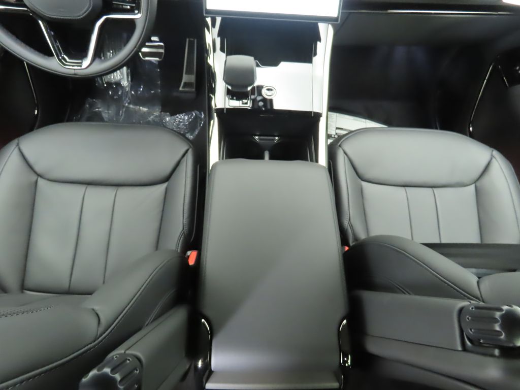 2025 Land Rover Range Rover Sport Dynamic 17