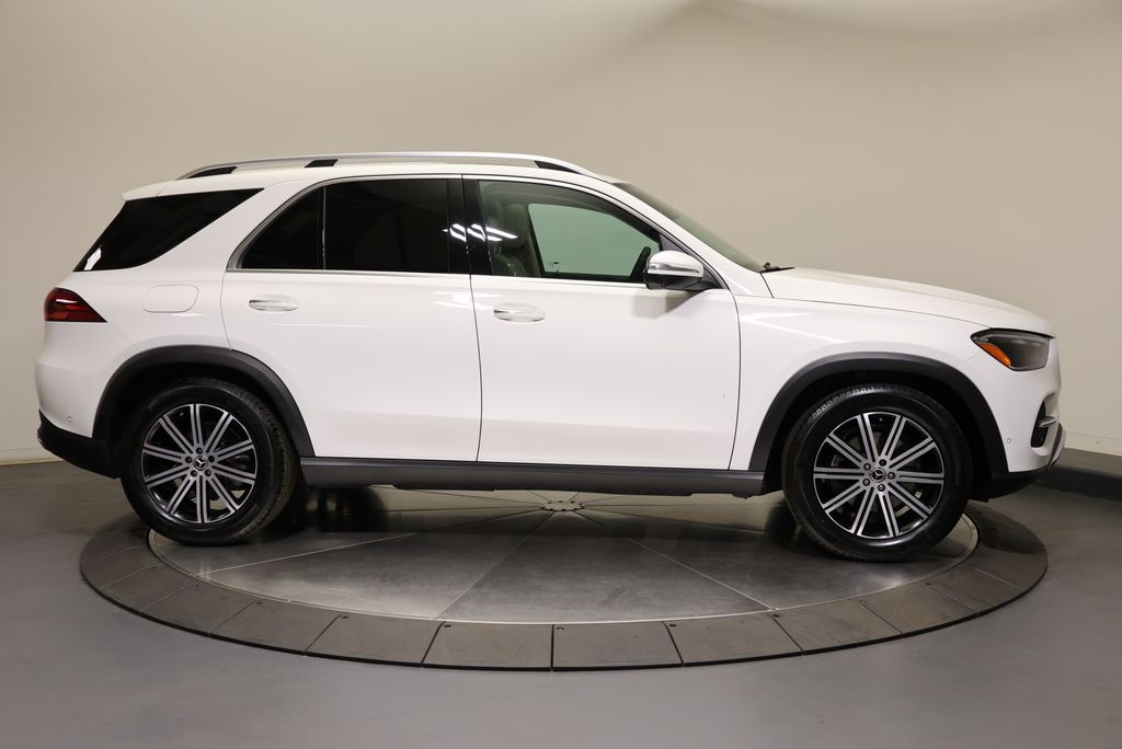 Thumbnail: 2026 Mercedes-Benz GLE - 8