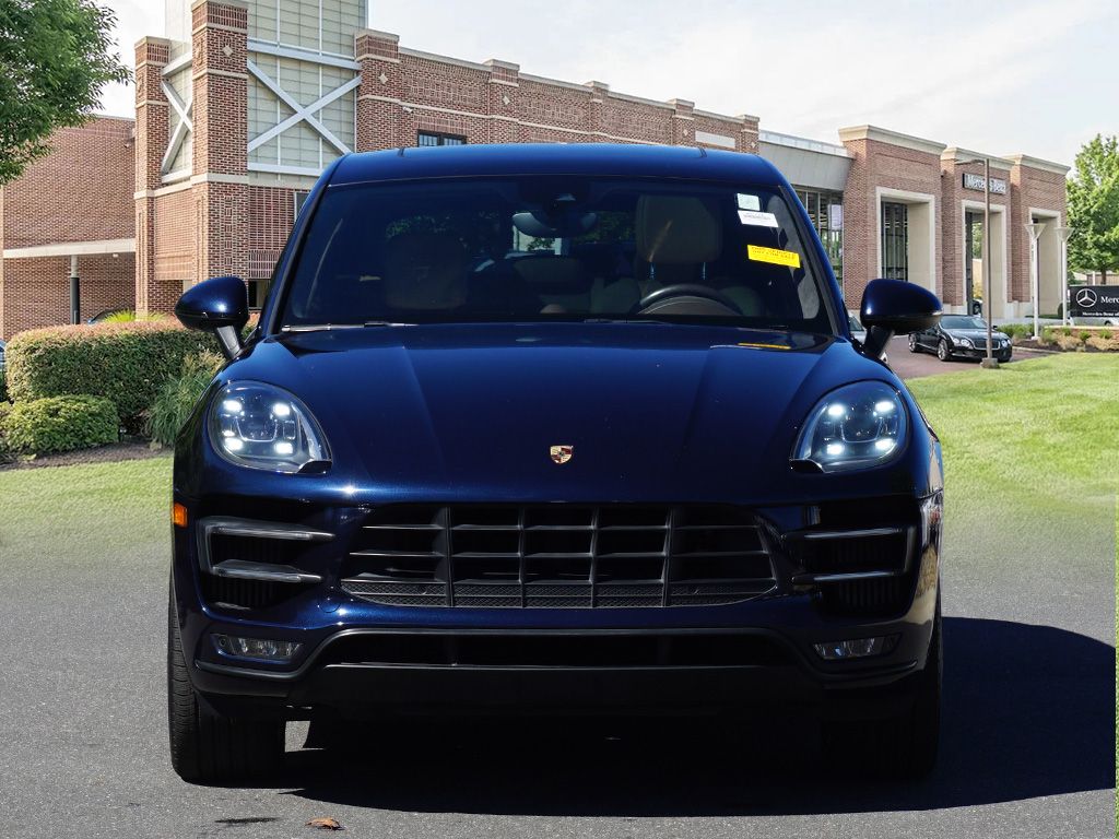 Thumbnail: 2018 Porsche Macan - 2