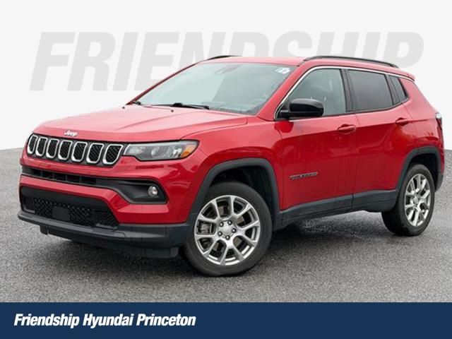 Redline Pearlcoat 2023 Jeep Compass SUV / Crossover Four-Wheel Drive 8-Speed Automatic
