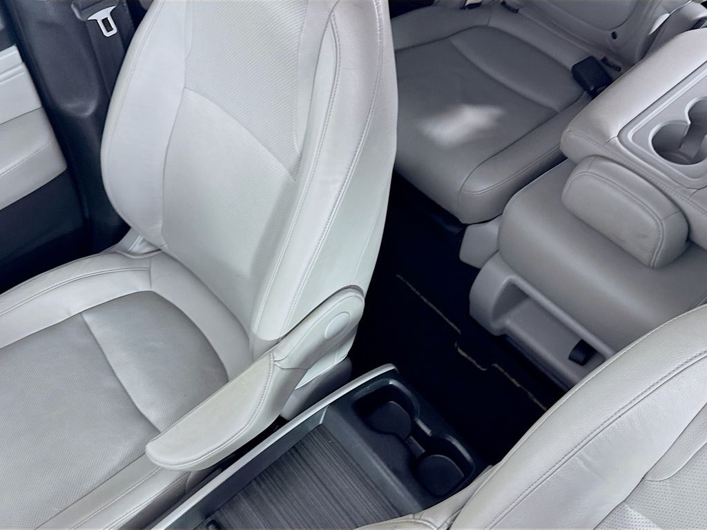 Used Car 2018 Honda Odyssey  Elite For Sale Under $20,000 In Austin, Texas
