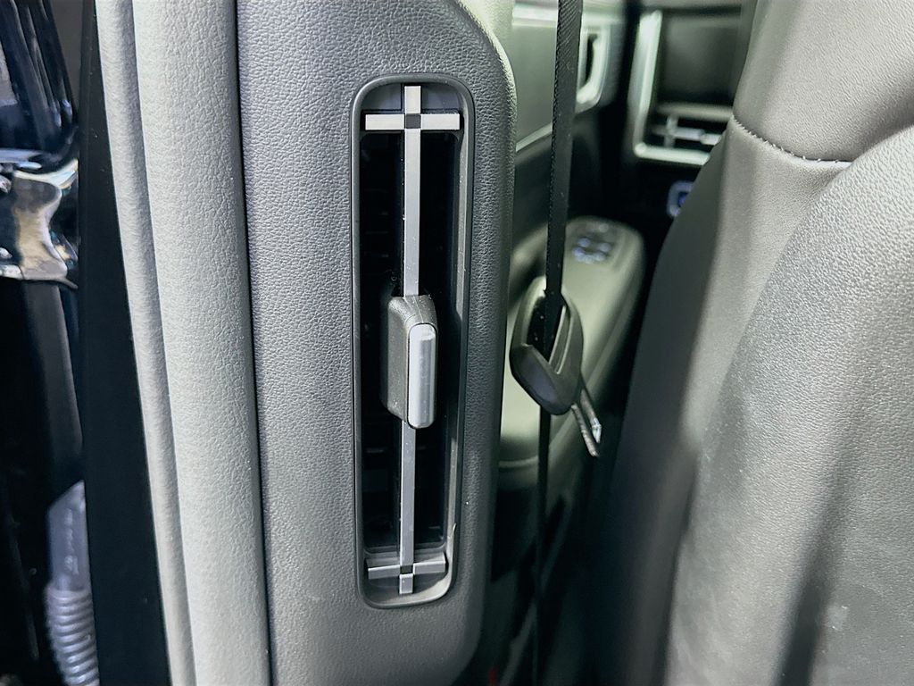 Thumbnail: 2025 Hyundai Santa Fe - 25