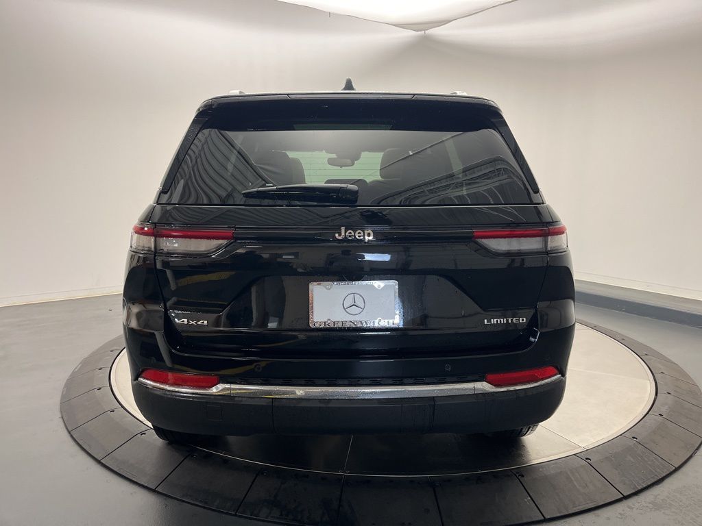 Thumbnail: 2024 Jeep Grand Cherokee - 6