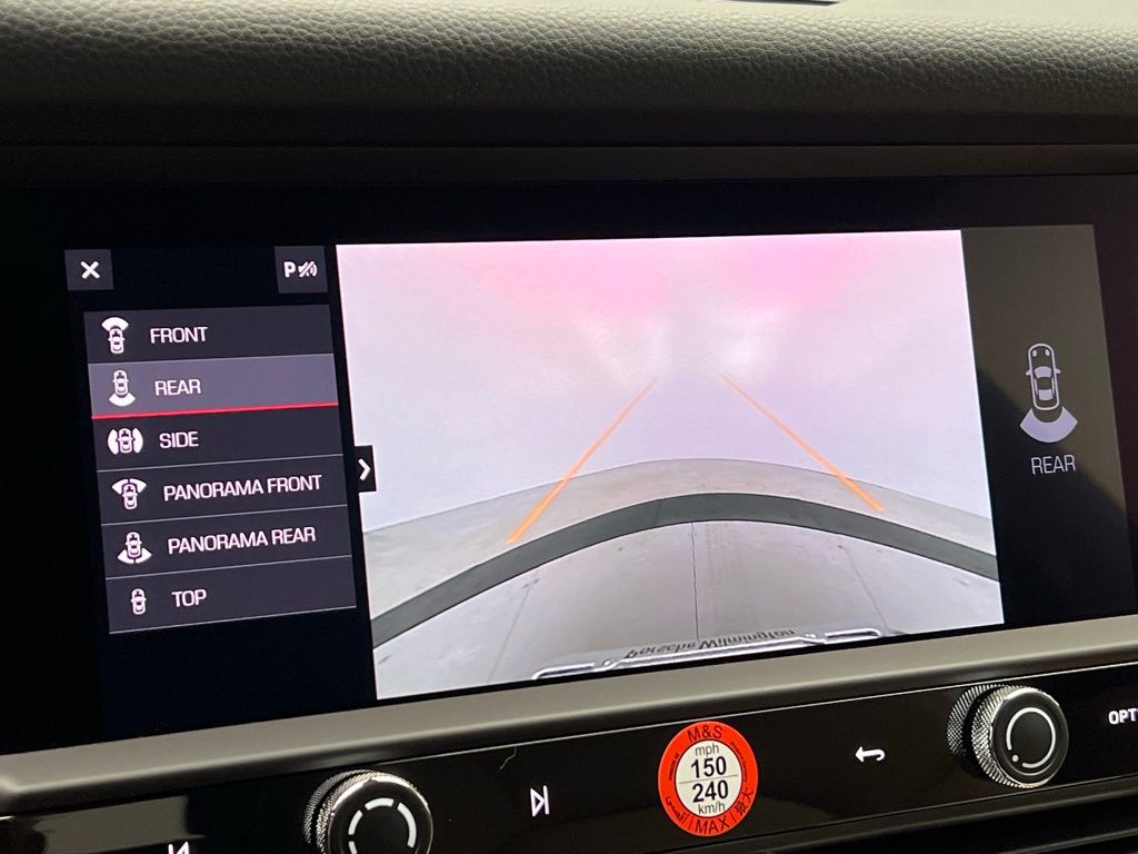 Thumbnail: 2026 Porsche Macan - 13